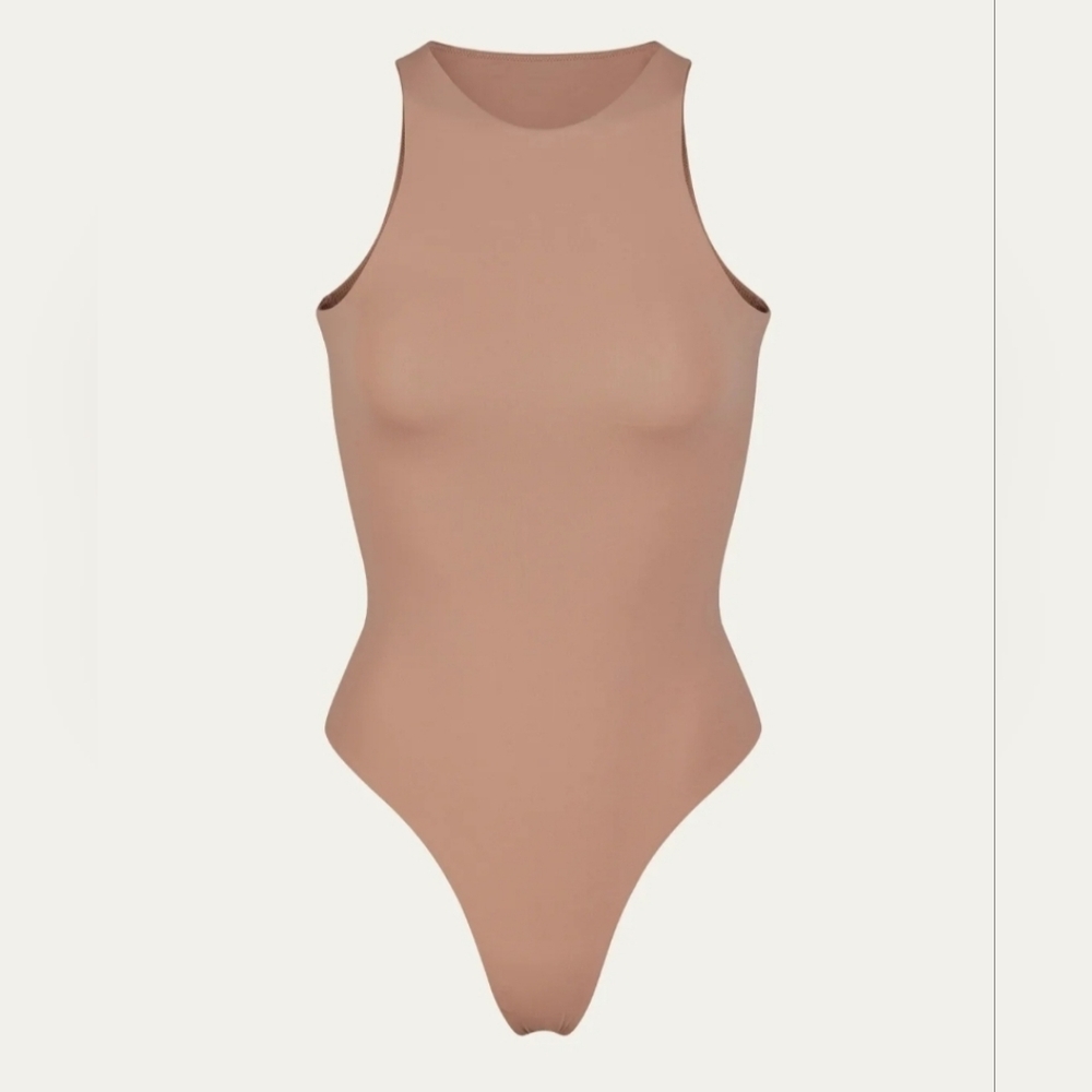 SKIMS Fits Everybody High Neck Bodysuit in Sienna size L
